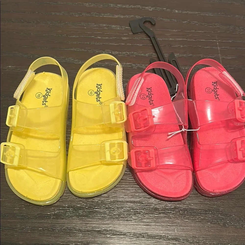 Kickers Vibrant Yellow and Pink Sandals Waterproof Comfort